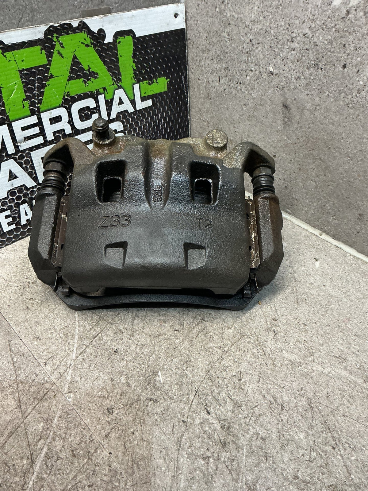 2006 Nissan Navara D40- Left Front Caliper- (TAG16878)