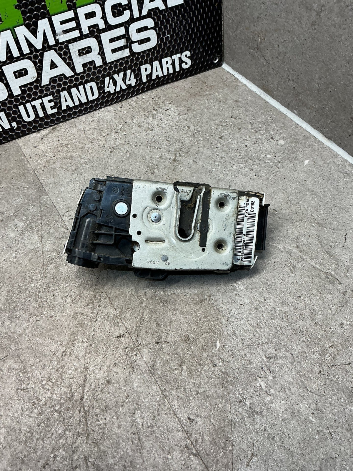 2007-2010 Dodge Nitro KA- Right Front Door Lock Actuator- (TAG12819)