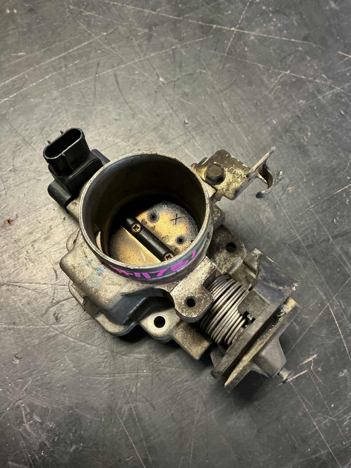 2005 Ford Escape EPFWF- Throttle Body- (TAG11751)