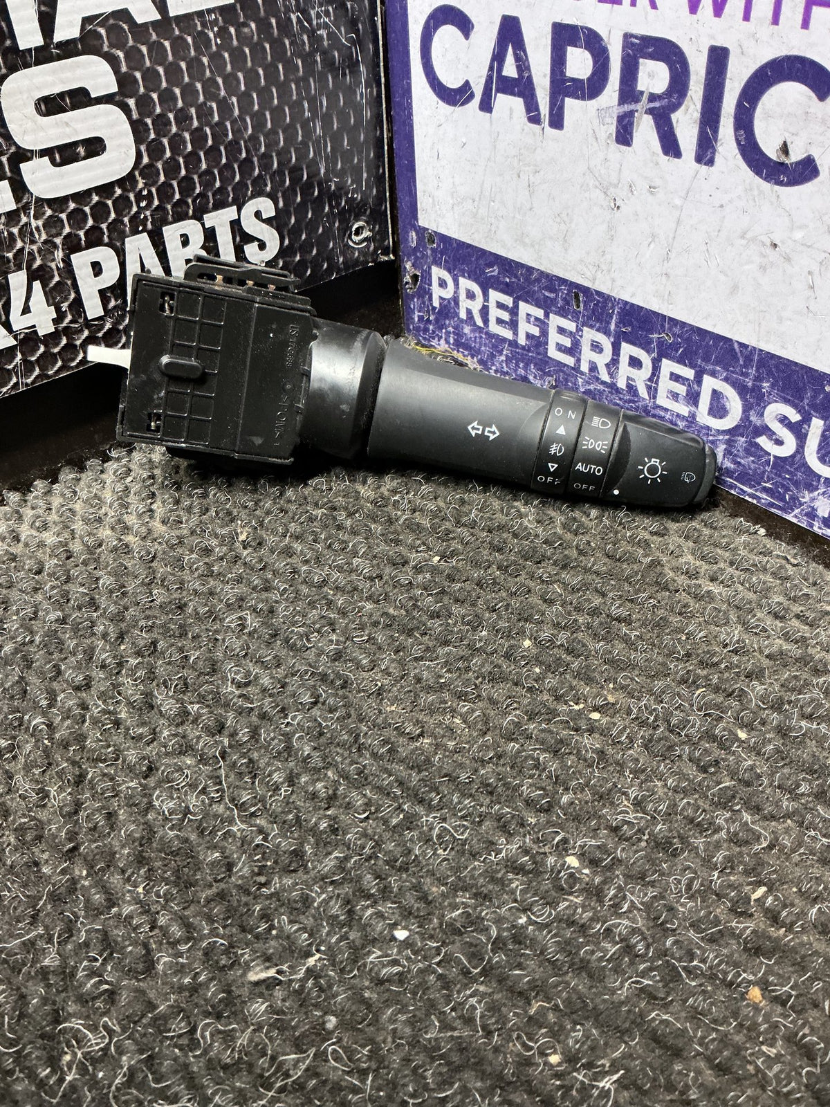 2013 Mitsubishi Outlander III GF*W- Indicator Stalk- (TAG11432) PN: 17G688