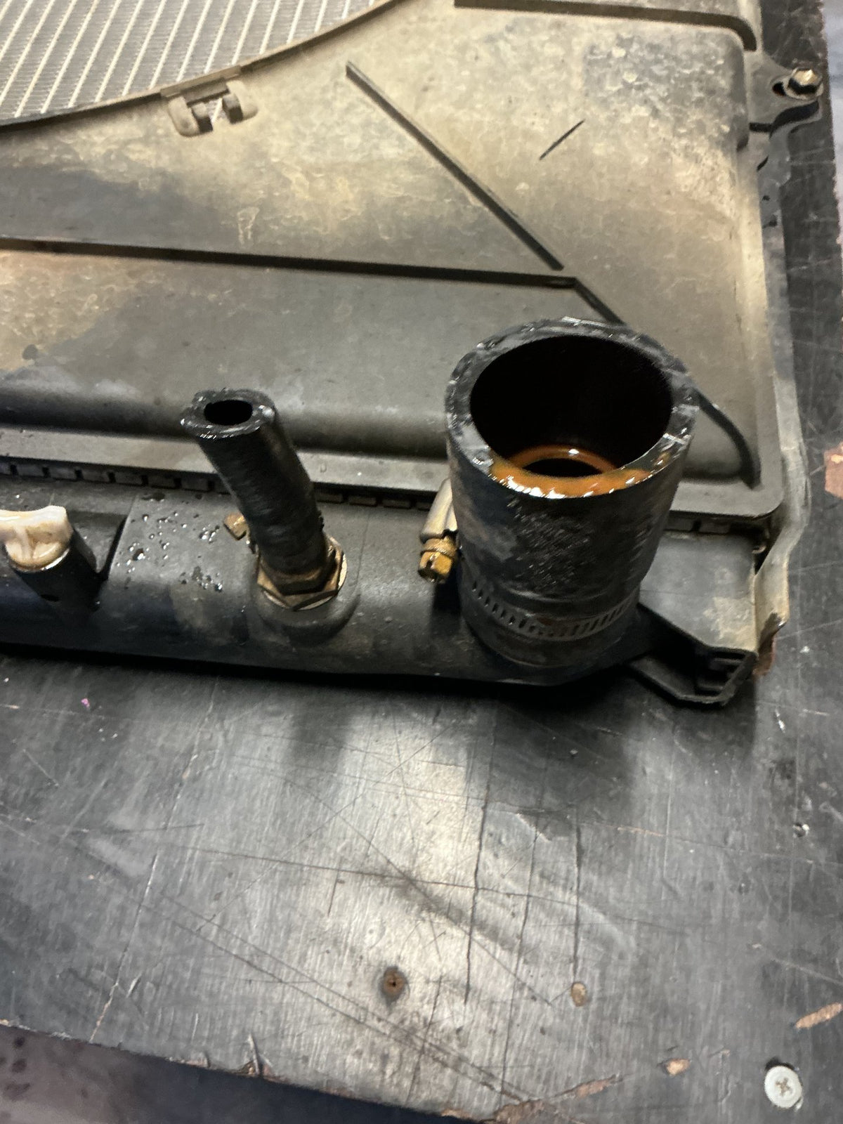 1997 Toyota Land Cruiser Prado KZJ95 - Radiator - (TAG18559)