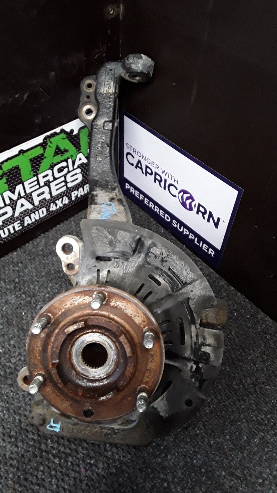 2018 Ford Ranger XLT DOUBLE CAB W/SA- Right Front Hub Assembly- (TAG5410) PN: EB3C-3K170-FEA