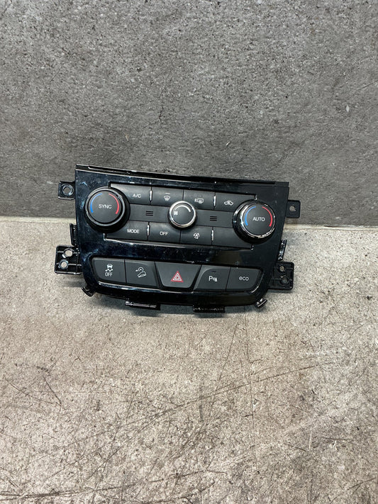 2017 Holden Captiva - Heater/AC Controls - (TAG18290)