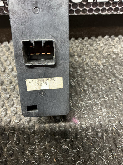 2001 Ford Escape 8W067- Master Power Window Switch- (TAG9937)