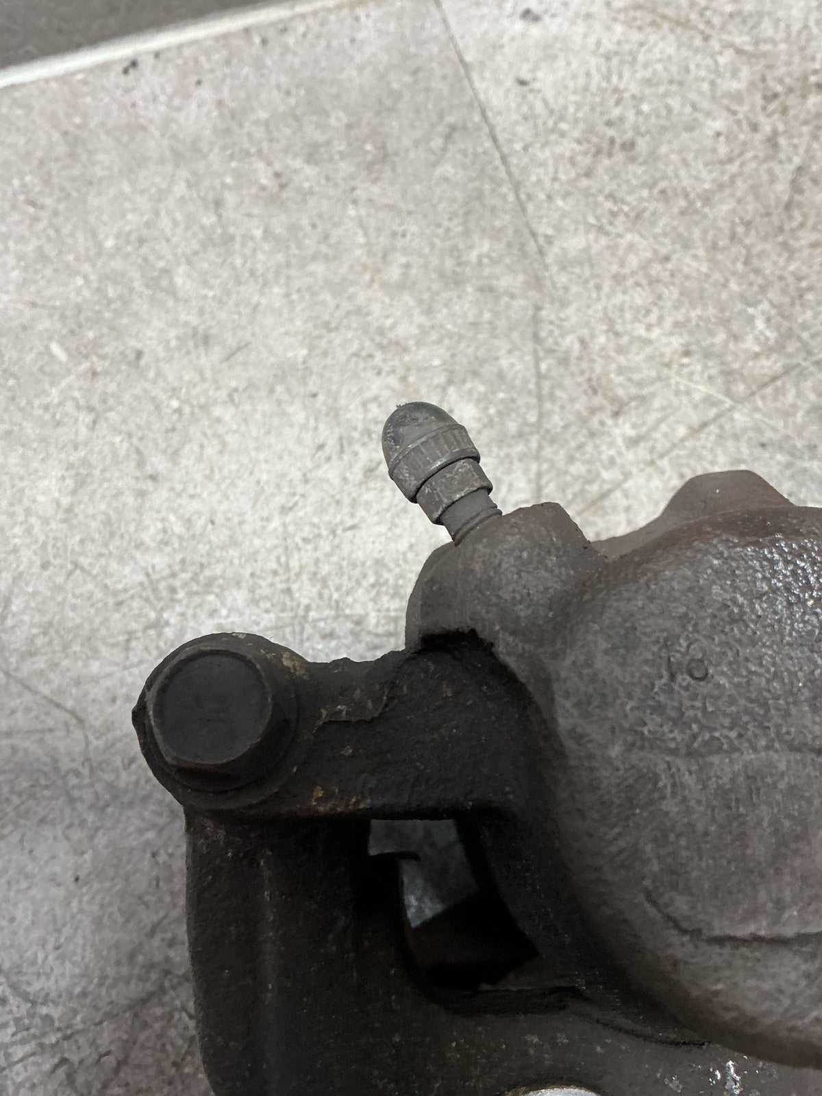 2001 Nissan X-Trail T30 T30- Left Front Caliper- (TAG17568)