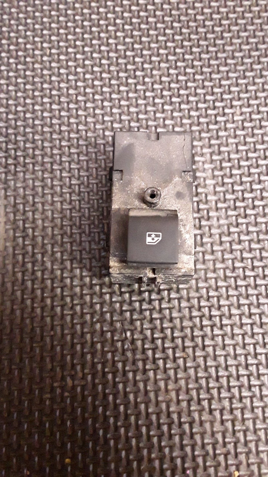 2013 Holden Colorado RG- Left Rear Window Switch- (TAG459)