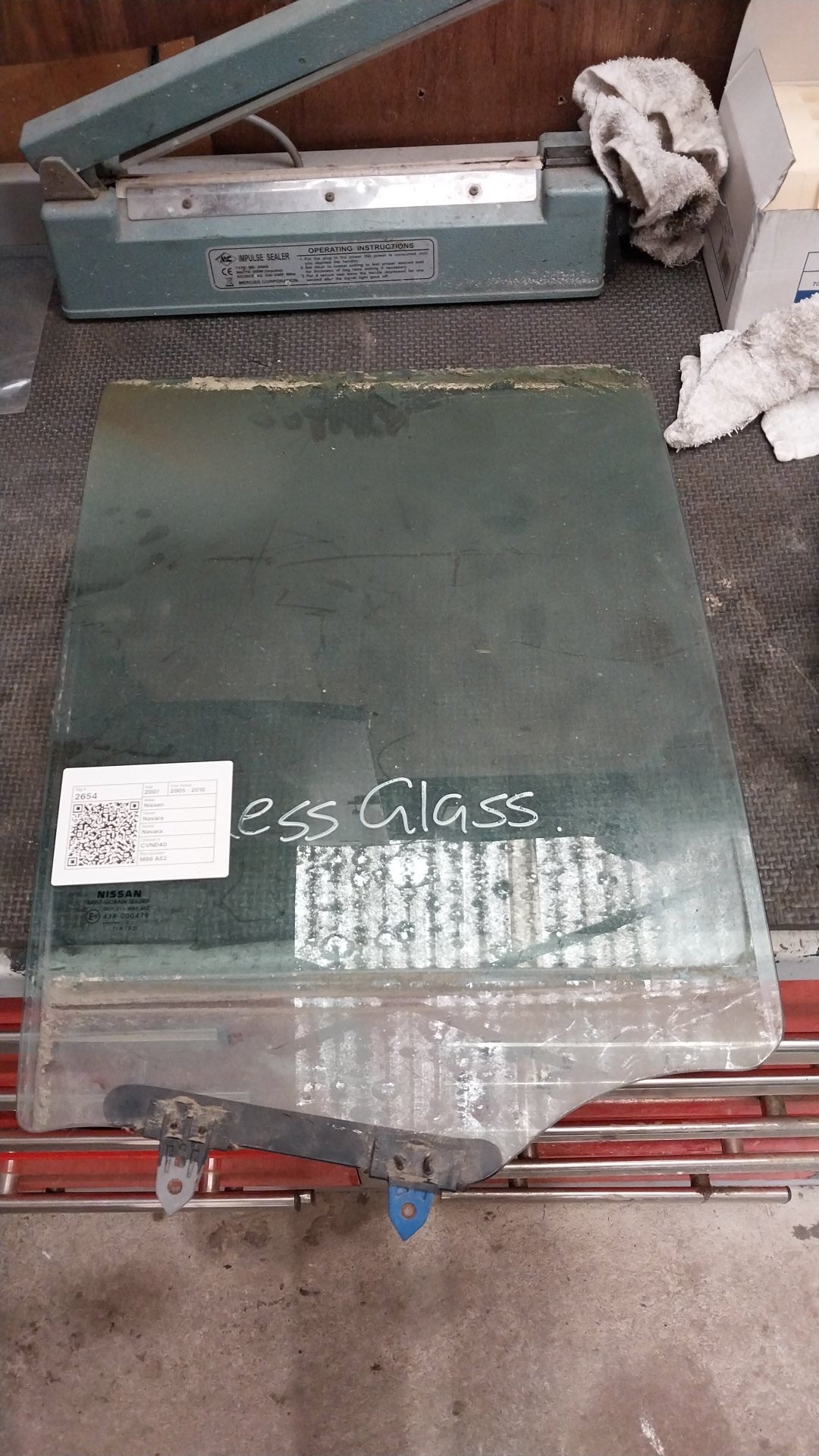 2007 Nissan Navara D40 CVND40- Right Rear Door Window- (TAG2654) PN: M86AS2