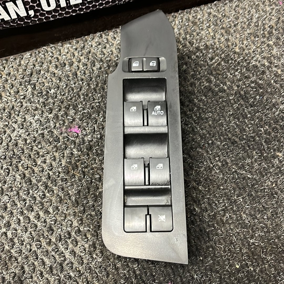2017 Holden Captiva- Master Power Window Switch- (TAG7979)