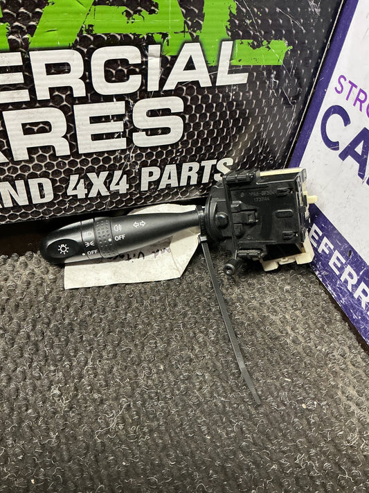 2009 Suzuki Grand Vitara 4W069- Indicator Stalk- (TAG10920) PN: 173744