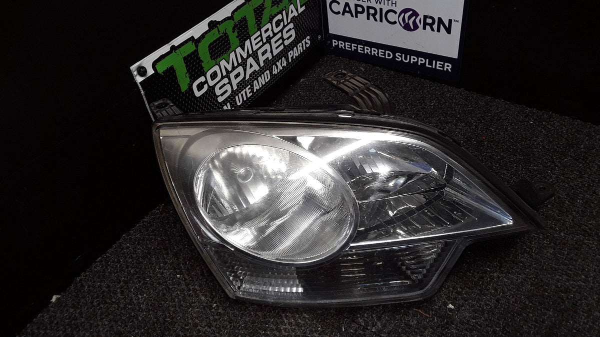 2013 Holden Captiva 7 LT 2WD 2.4 AT- Right Headlight- (TAG6425)