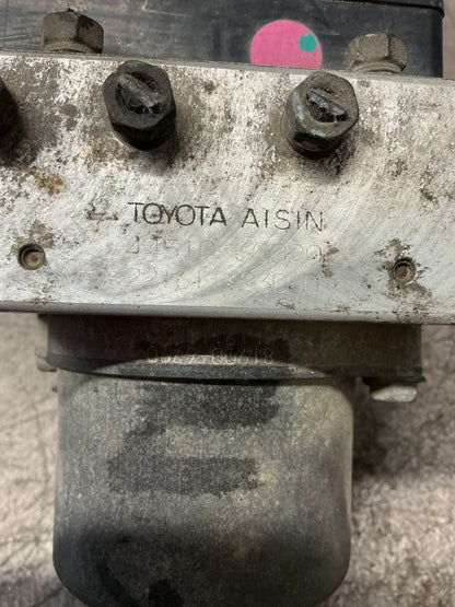 1996-2000 Toyota Land Cruiser J90 - ABS Pump/Modulator - (TAG18022)