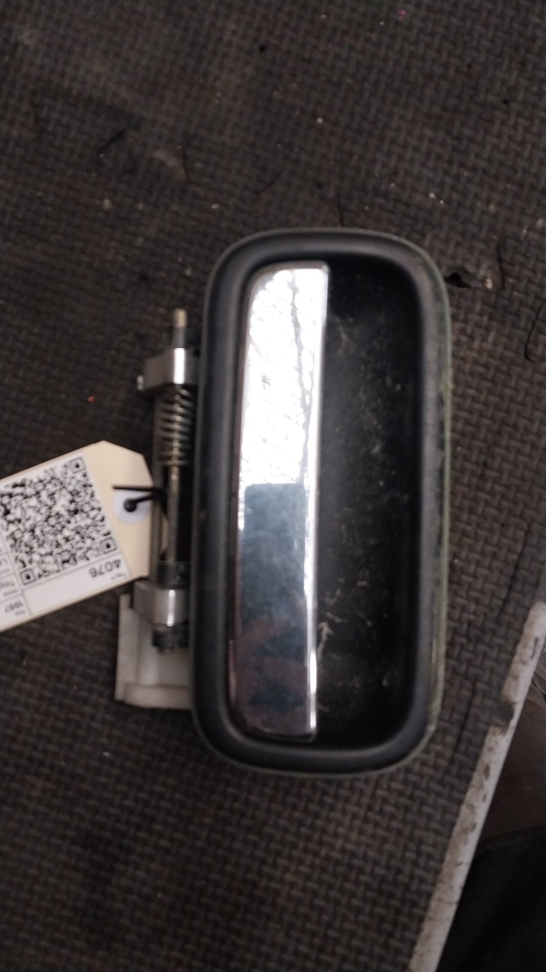 1996-2002 Toyota Land Cruiser J90- Right Rear Exterior Door Handle- (TAG4076)