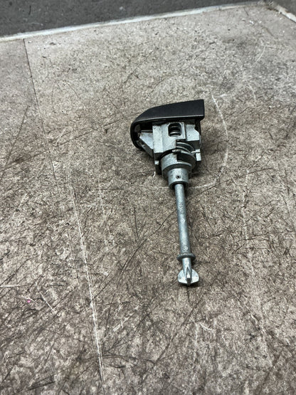 2012-2019 Suzuki Grand Vitara II JT - Right Front Door Lock Barrel - (TAG17774)
