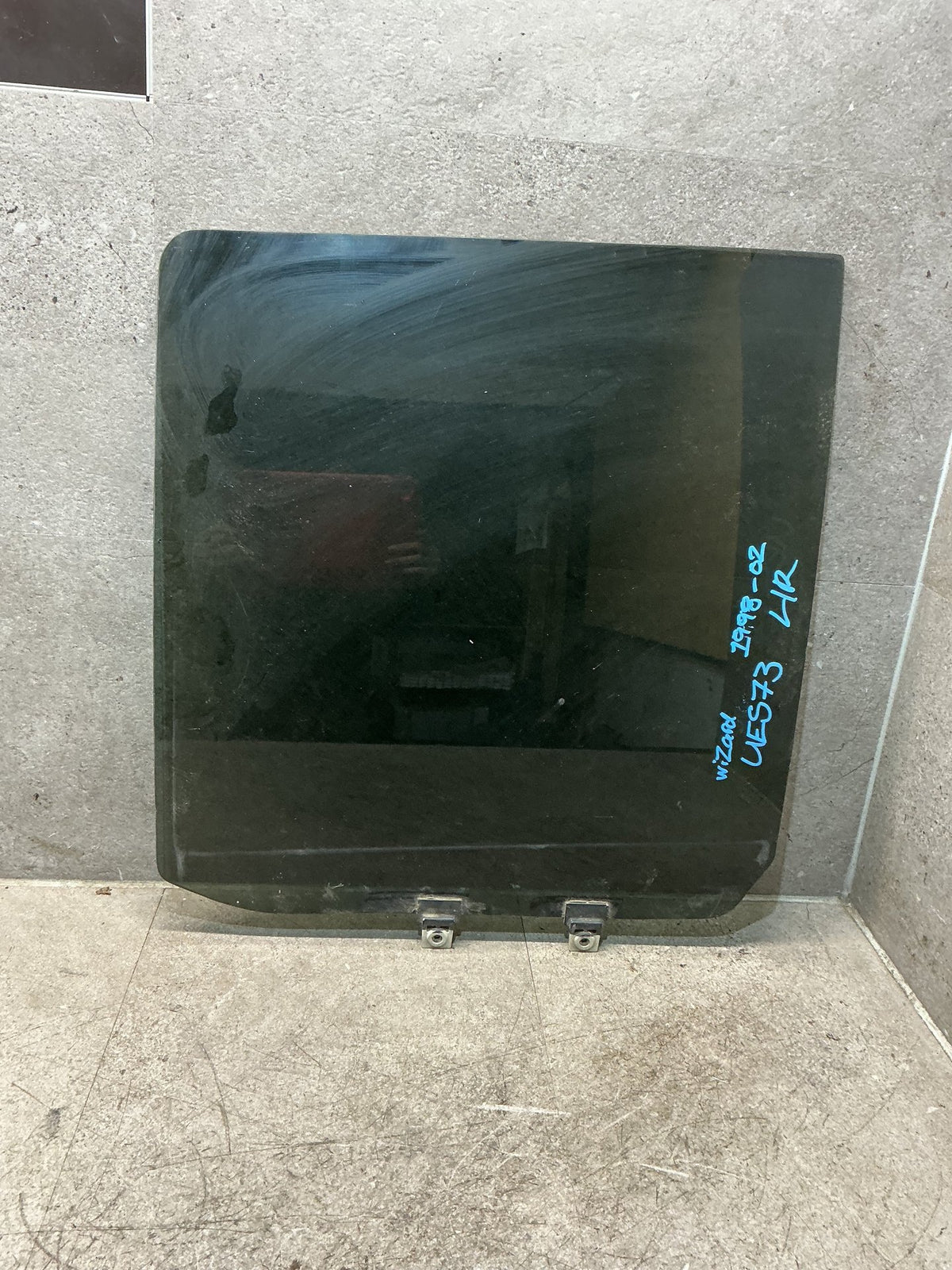 1998-2002 Isuzu Wizard UES UES73 - Left Rear Door Glass - (TAG18863)