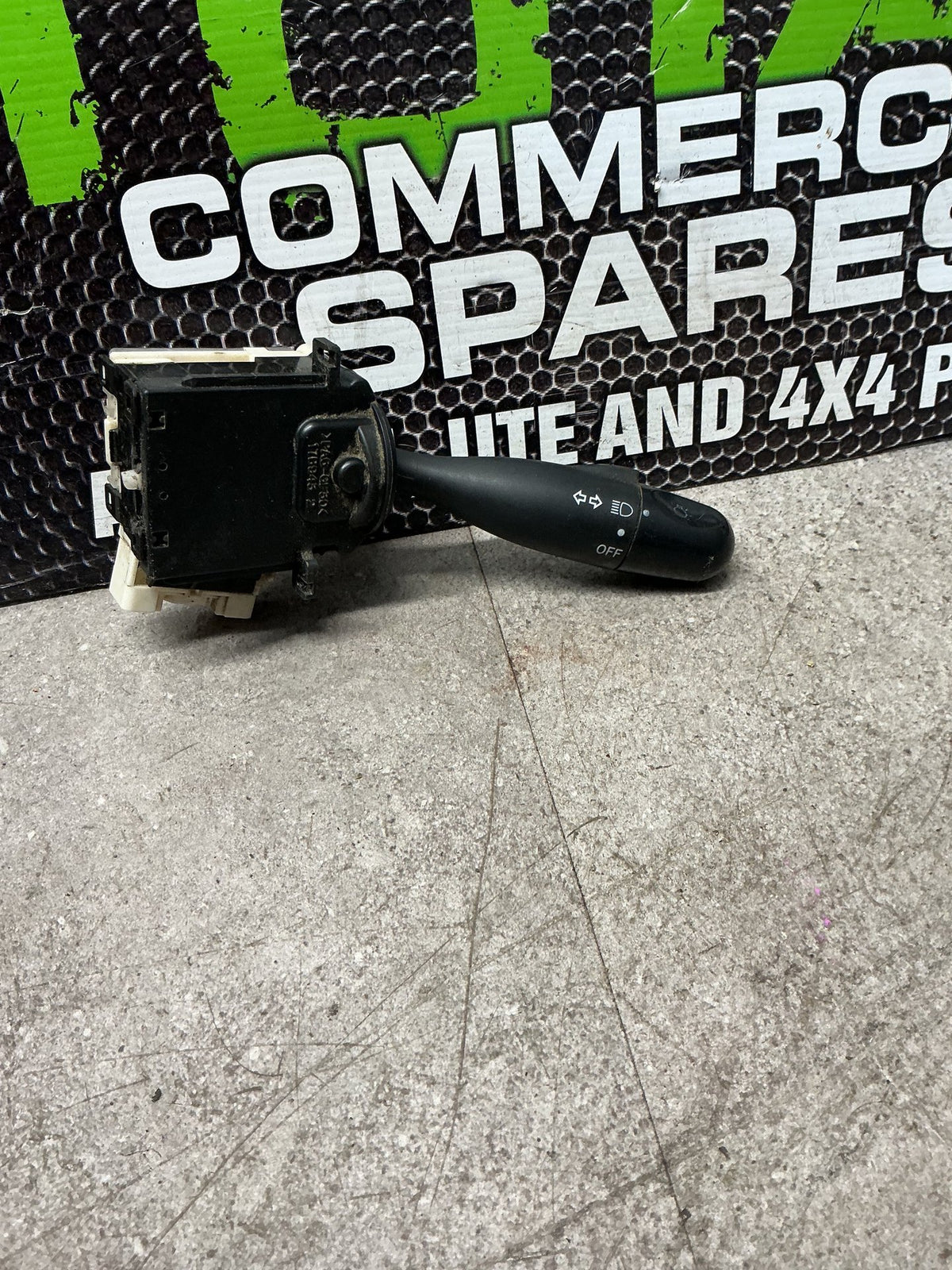 2009 Suzuki Jimny SN- Indicator Stalk- (TAG14139) PN: 17B943