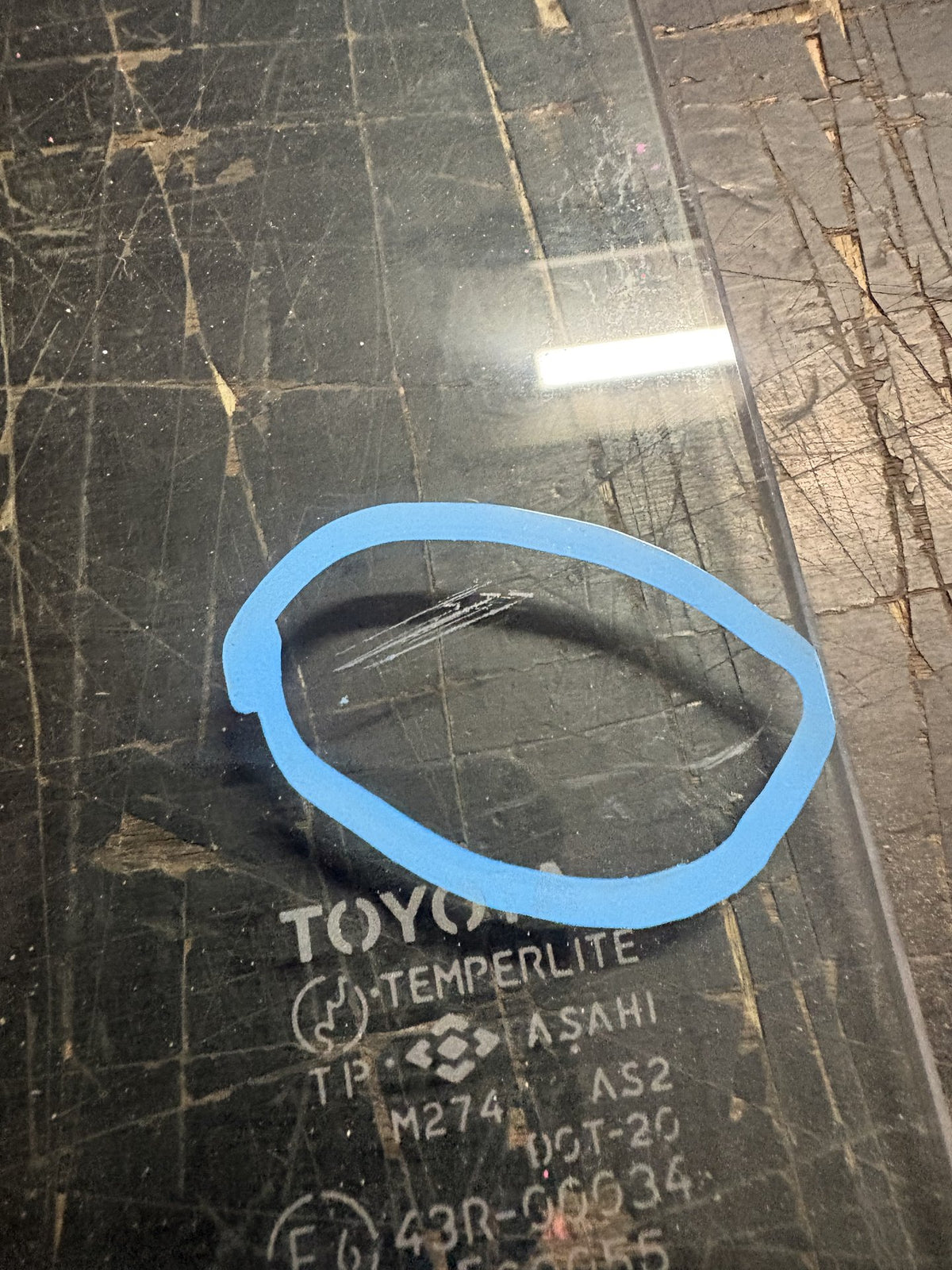 1998-2004 Toyota Hiace - Rear Cargo Glass - (TAG18839)