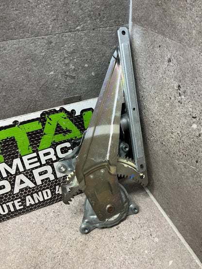 2019 Mitsubishi Triton- Right Rear Window Regulator/Motor- (TAG14603)