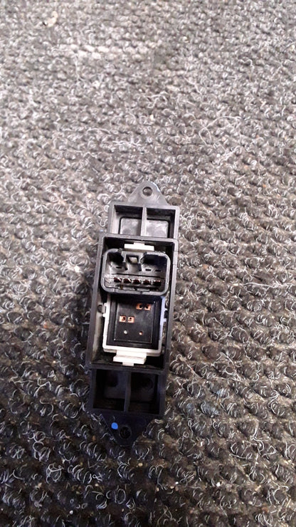 2005-2012 Mitsubishi Outlander II CW*W- Left Front Window Switch- (TAG5840)