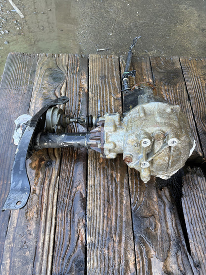 2005 Mazda B-Series UN- Front Differential Assembly- (TAG16082)