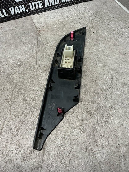 2009-2012 Mitsubishi Outlander II CW*W- Right Rear Window Switch- (TAG14102)