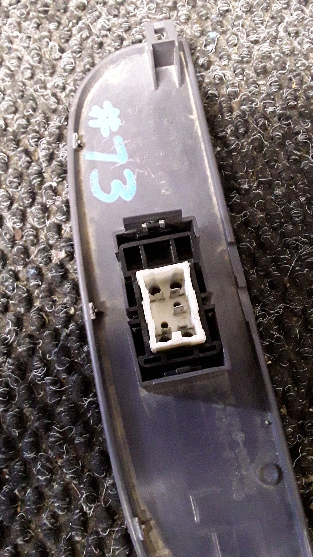 1996-2000 Toyota Land Cruiser J90 KZJ95- Left Front Window Switch- (TAG6139)