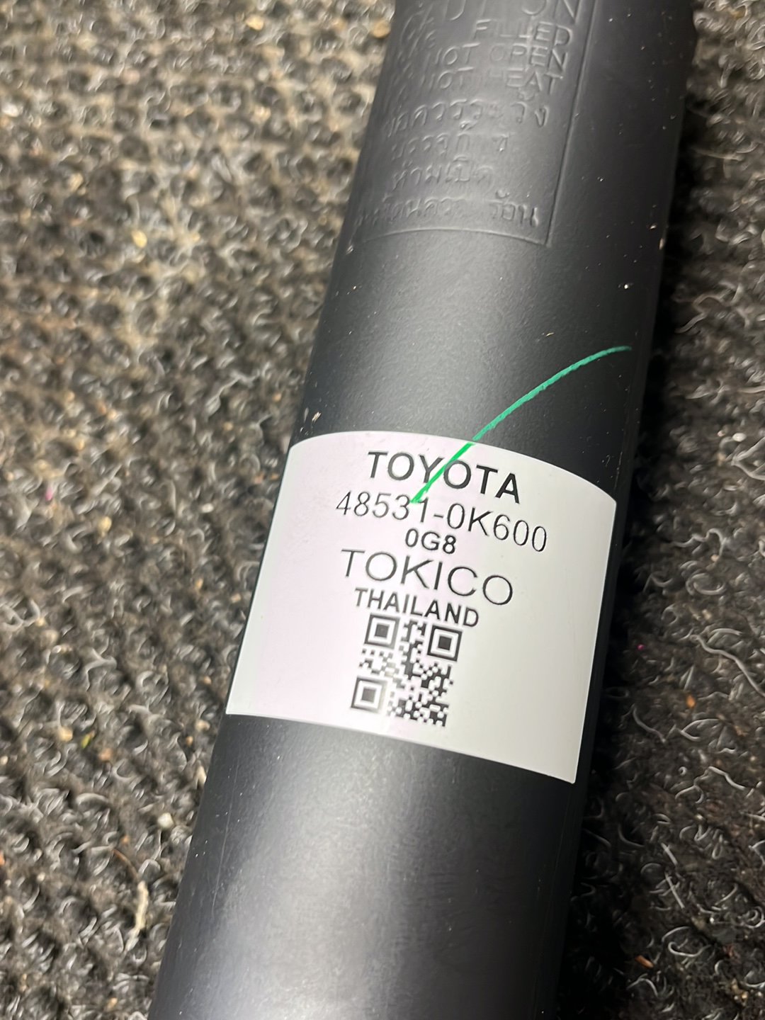 2021 Toyota Hilux- Right Rear Shock Absorber- (TAG8574) PN: 48531-0K600