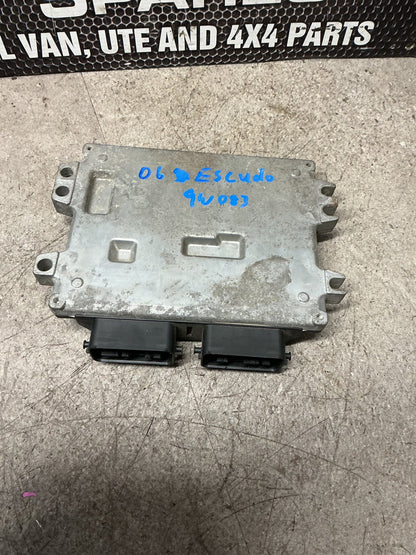2006 Suzuki Escudo- ECU- (TAG16952)