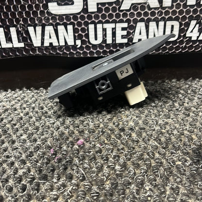2008 Holden Captiva 5- Right Rear Window Switch- (TAG8175)