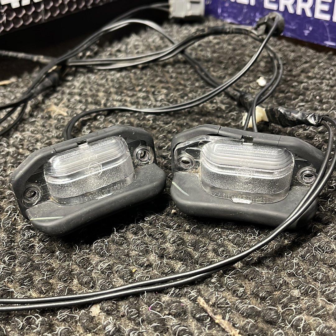 2011 Ford Ranger- Number Plate Lamp- (TAG8273)