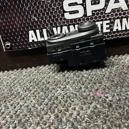 2016 Holden Captiva 7- Mirror Adjuster Switch- (TAG8007)