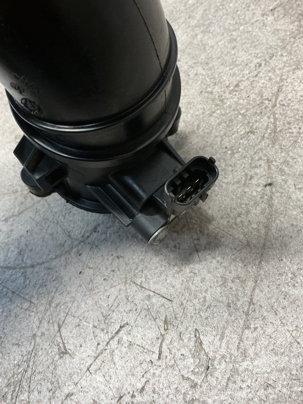 2011 Ford Ranger- Air Intake Pipe- (TAG14149)