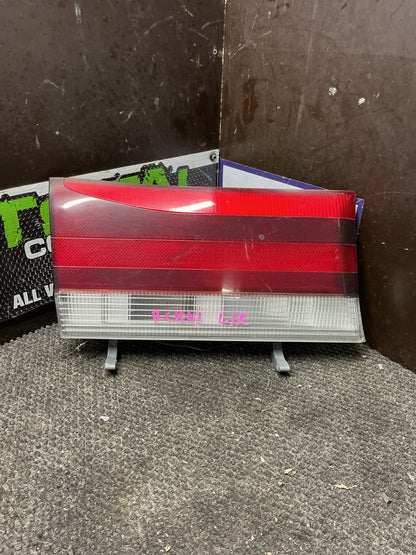 1999 Toyota Regius RCH41- Left Tailgate Light- (TAG9851)