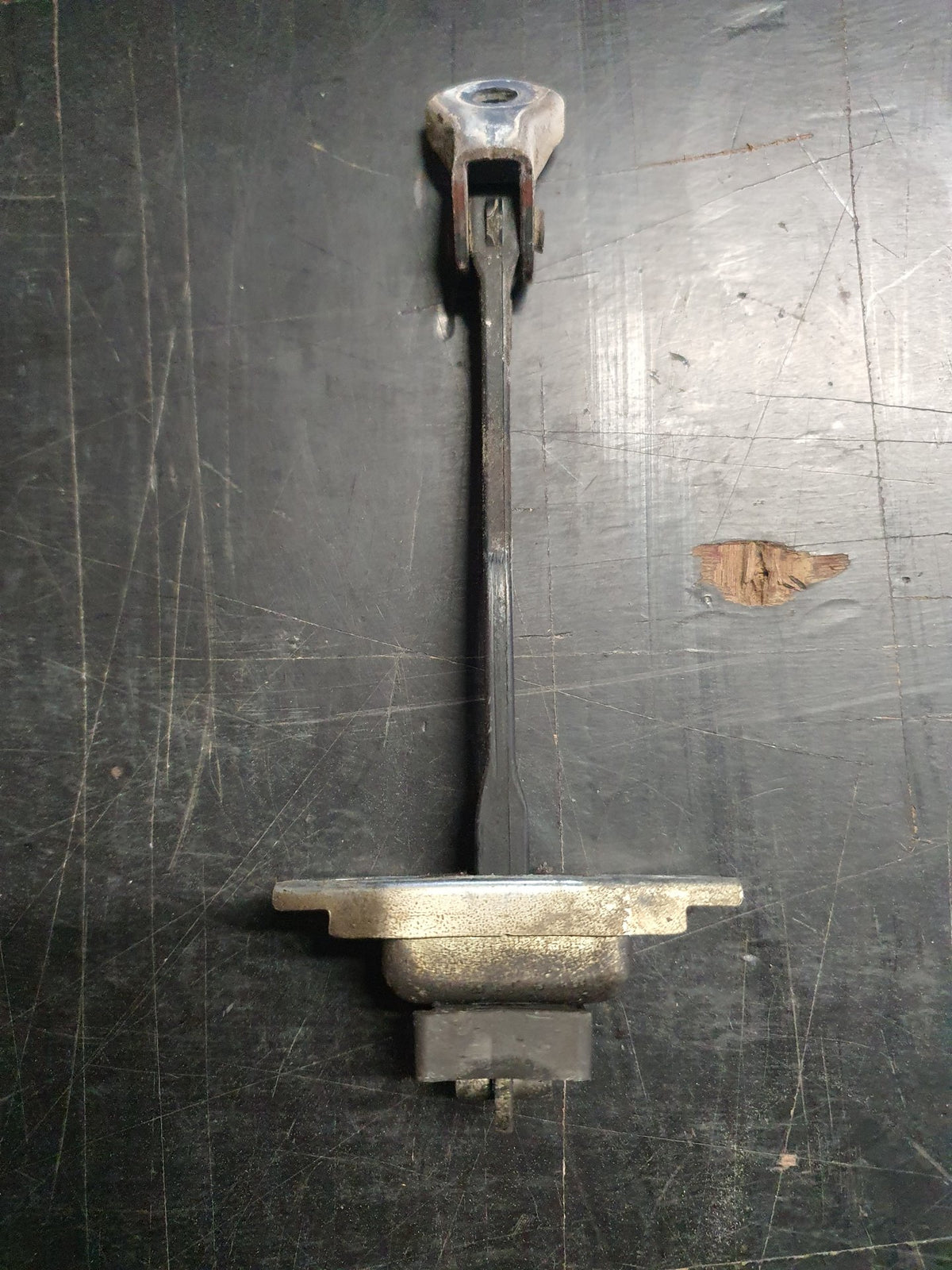 2011 Toyota Hiace TRH219- Right Front Check Strap- (TAG9198)