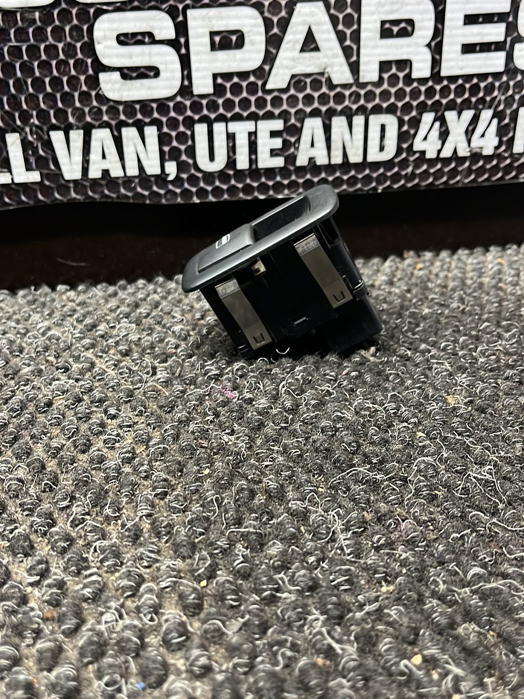 2006-2012 Dodge Nitro KA- Left Rear Window Switch- (TAG9400)