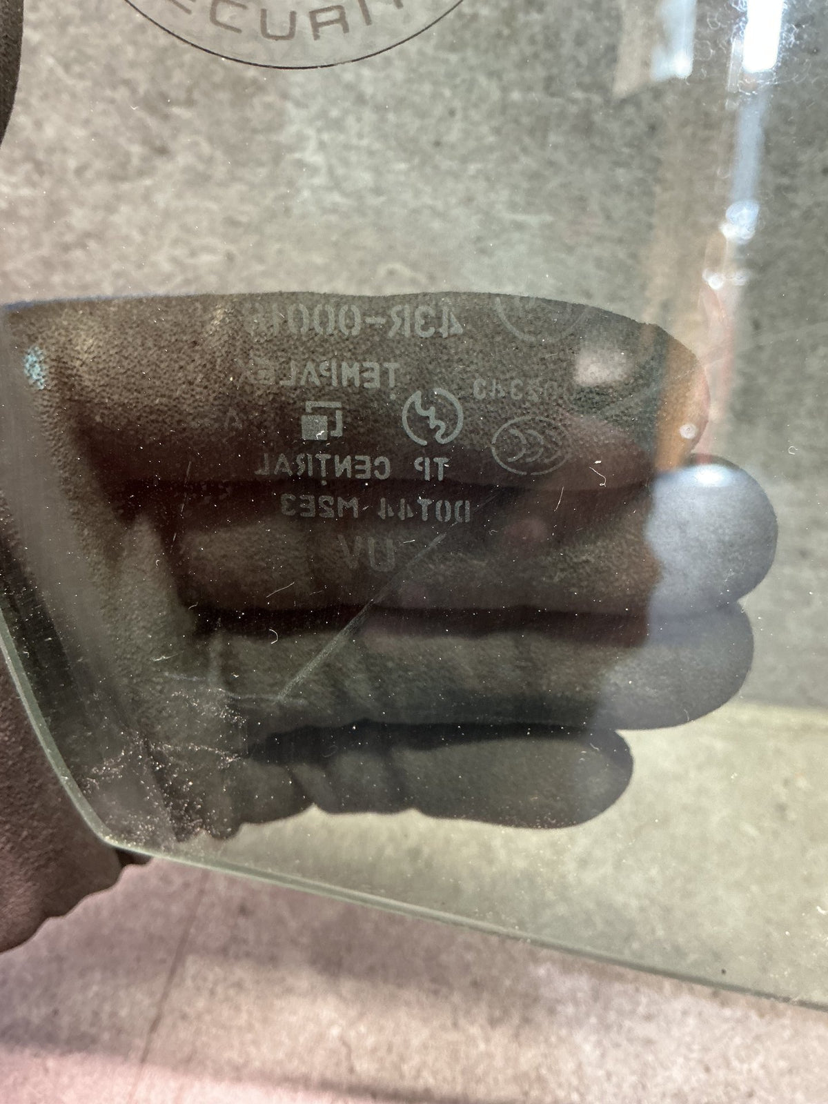 2001-2007 Nissan X-Trail T30 - Right Front Door Glass - (TAG19065)