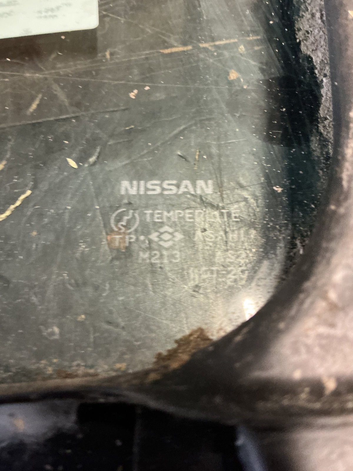 1995-1996 Nissan Terrano r50 - Right Rear Quarter Door Glass - (TAG18586)