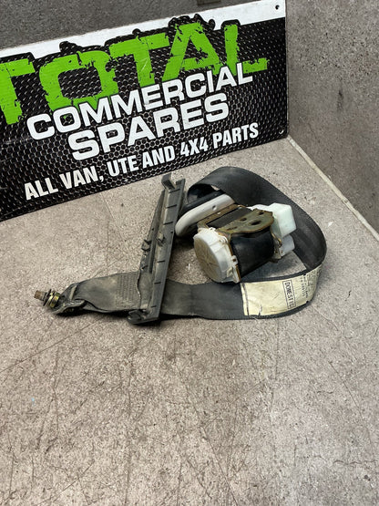 2004 Toyota Estima ACR30 - Left Rear 3rd Row Seat Belt - (TAG16134)