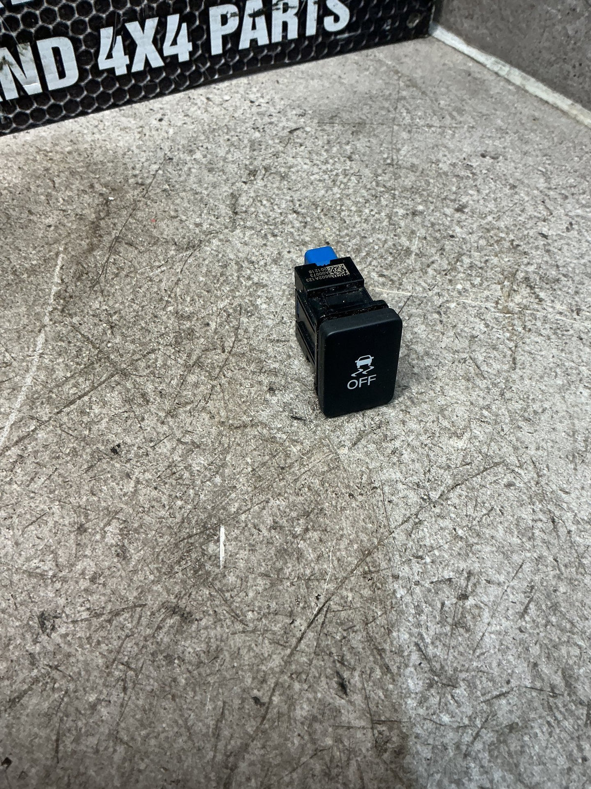 2021 Mitsubishi Outlander GF8- Traction Control Switch- (TAG16908)