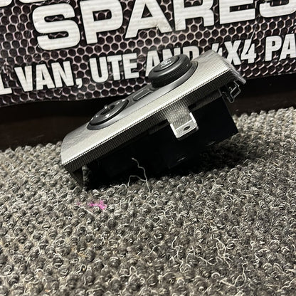 Mirror Adjuster Switch- (TAG7978), 2017, Holden, Captiva