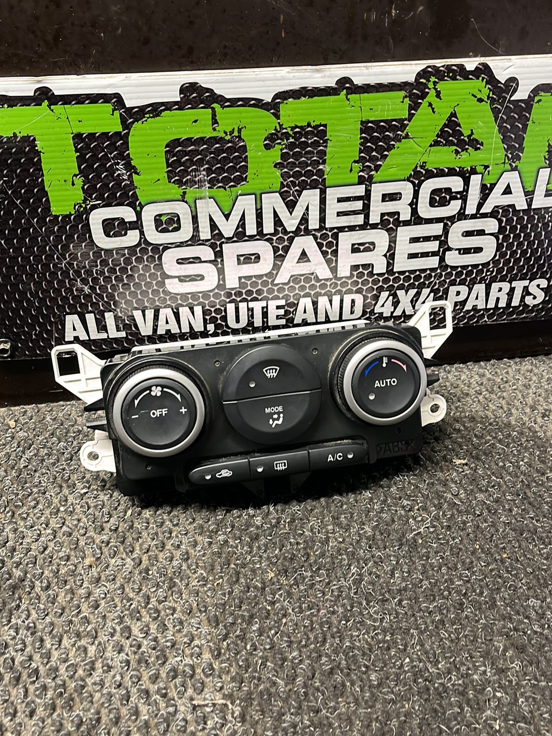 2006-2012 Mazda CX-7 ER- Heater Controls- (TAG9284)