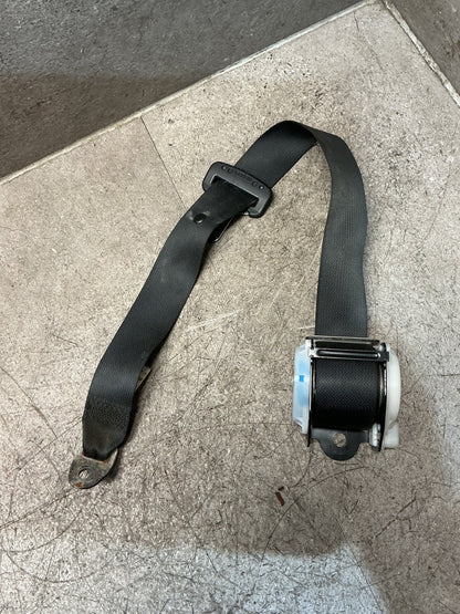 2008 Mitsubishi Triton - Rear Centre Seat Belt - (TAG19545)