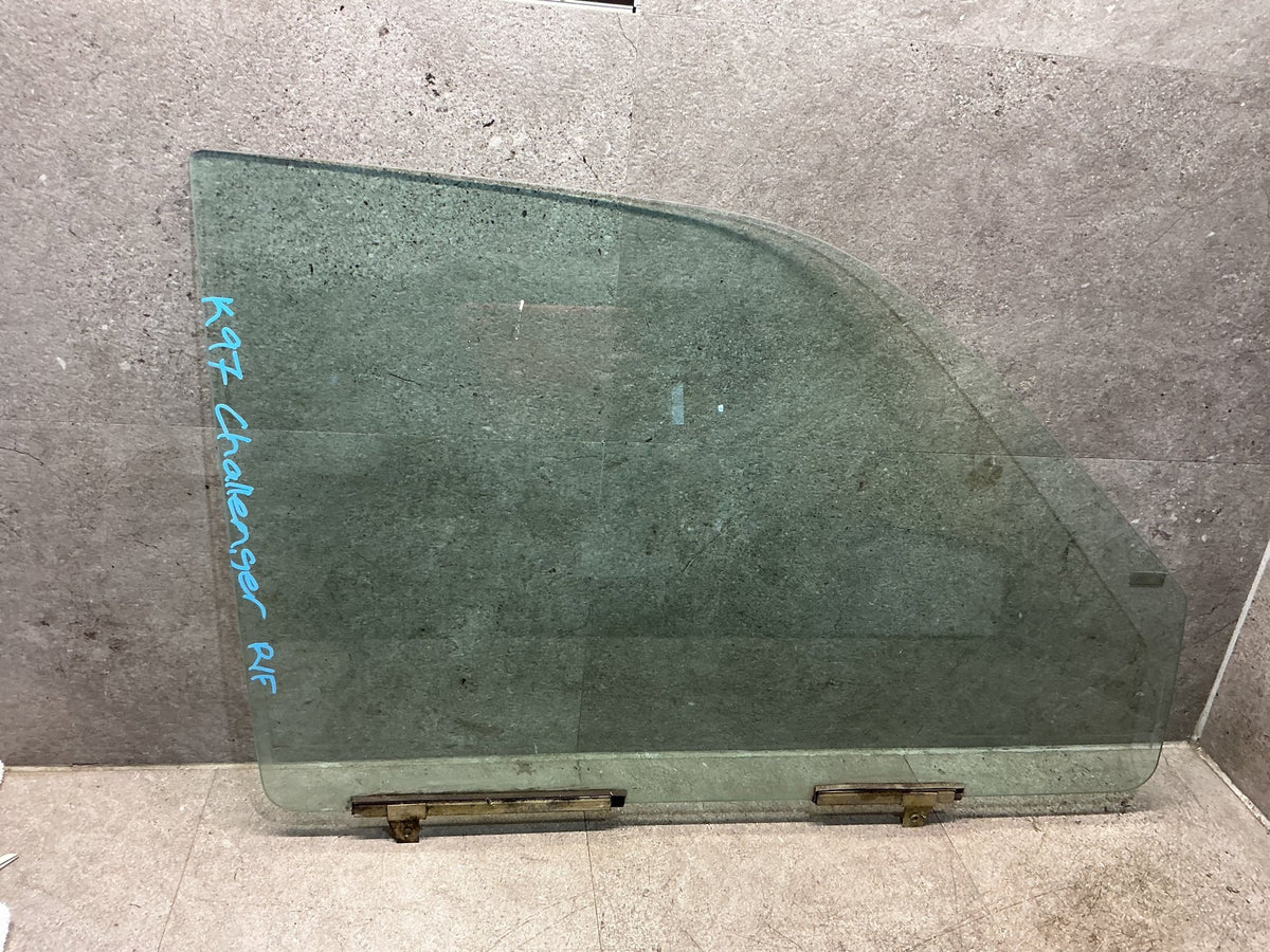 1996 Mitsubishi Challenger K97 - Right Front Door Glass - (TAG18986)