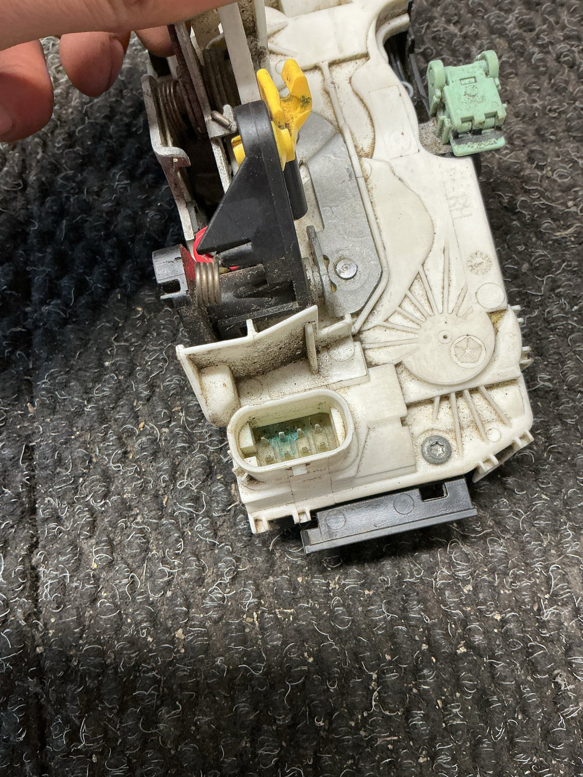 2007-2010 Dodge Nitro KA- Right Rear Lock Mechanism- (TAG9829)