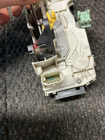 2007-2010 Dodge Nitro KA- Right Rear Lock Mechanism- (TAG9829)