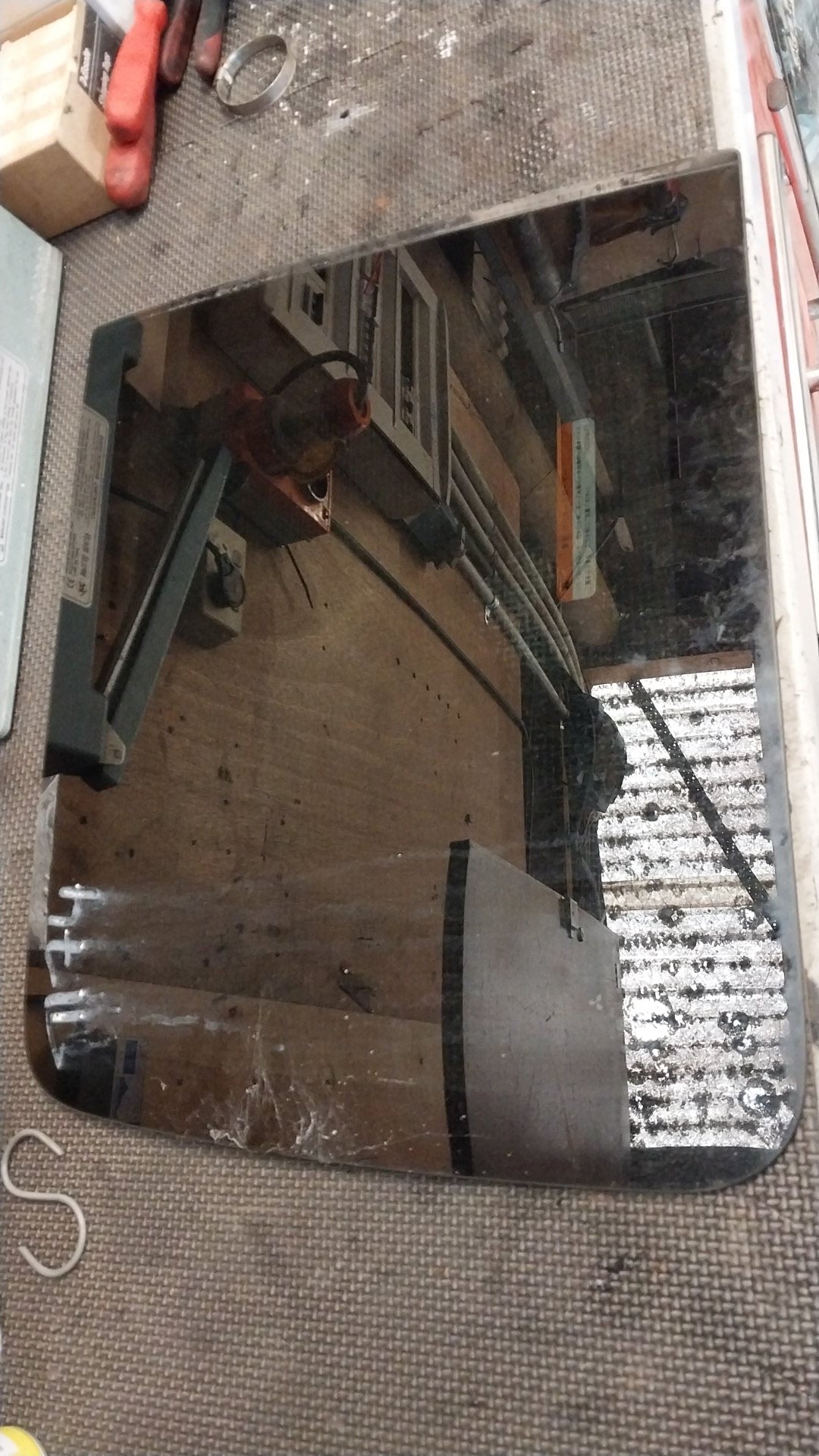 2007-2009 Mitsubishi Delica D5 CV*W- Right Rear Cargo Glass- (TAG1550)