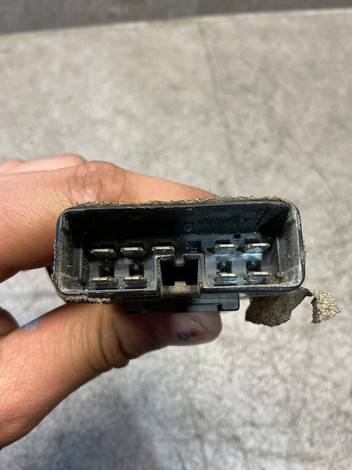 1993 Toyota Land Cruiser HDJ81 - Ignition Switch - (TAG19395)
