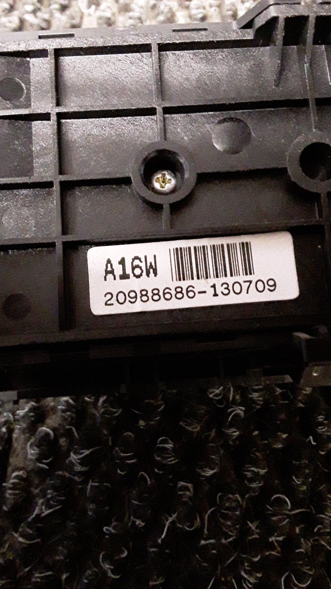 2013 Captiva LT 2WD 2.4 AT- Headlight Switch- (TAG6473)