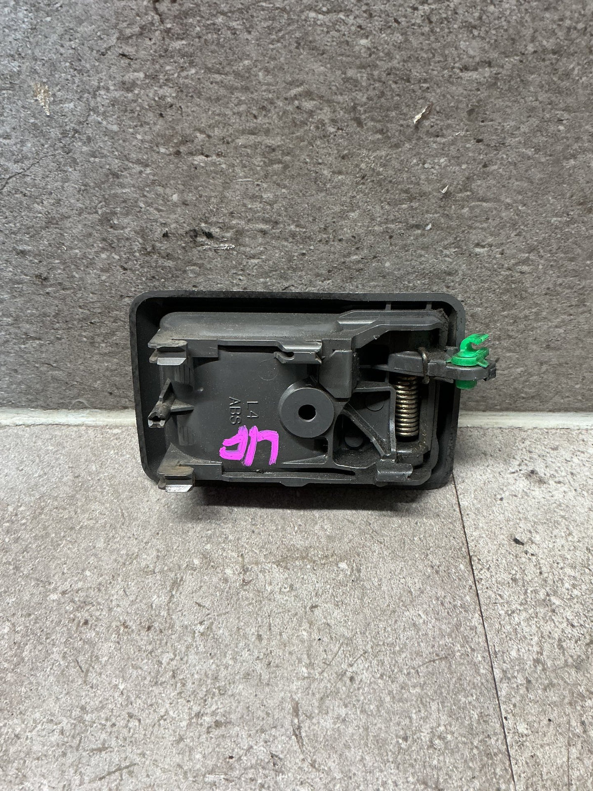 1994 Toyota Hilux KZN130 - Left Front Door Exterior Handle - (TAG18145)