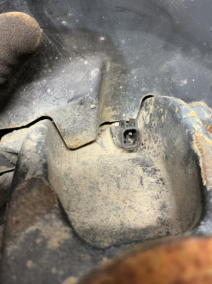 2014 Ford Kuga- Left Front ABS Hub- (TAG17463)