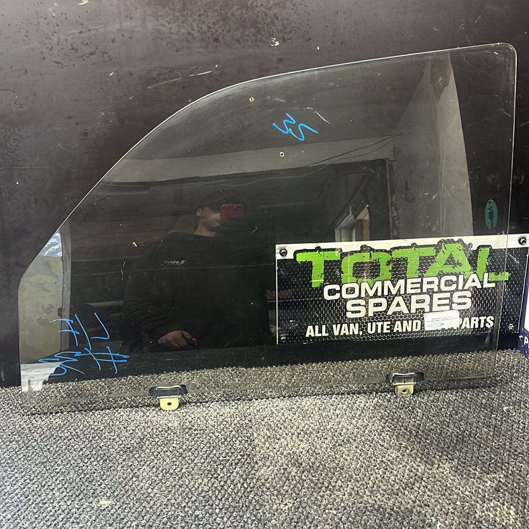 1995-1998 Toyota Hilux III N180- Left Front Door Window- (TAG8073)